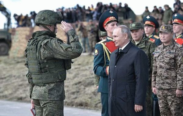 Прогнозы и развитие событий по разовой выплате в 10000 рублей военным пенсионерам в 2021 году