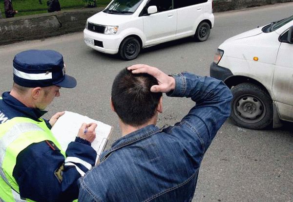 В каких случаях покидать место ДТП не стоит