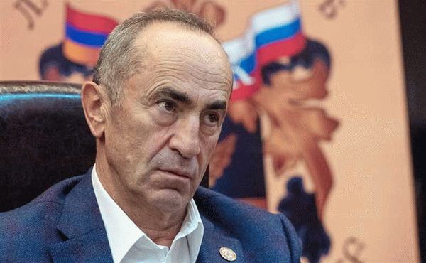 Полномочия судьи по приостановлению производства