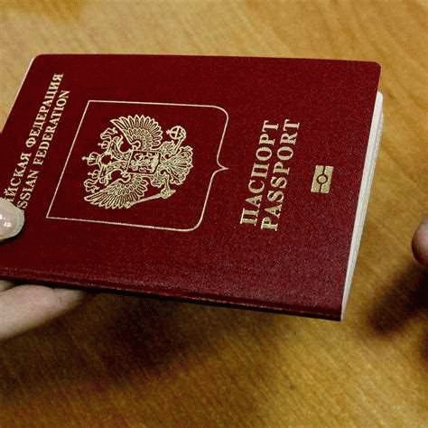 Как заполнить заявление о приеме в гражданство России